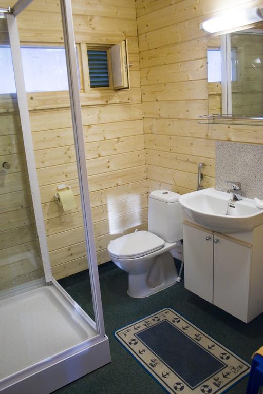 Vanha Vaeaetaenen Cottage Vaatanen Cameră foto